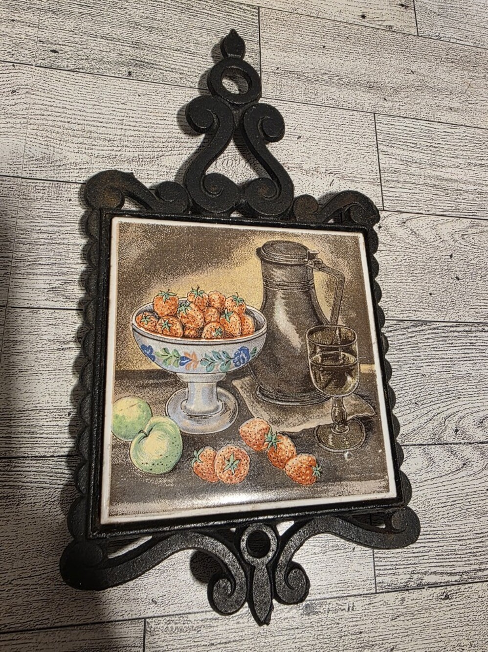 Enesco Decorative Fruit Still Life Wall Plaque in Black and Multicolor